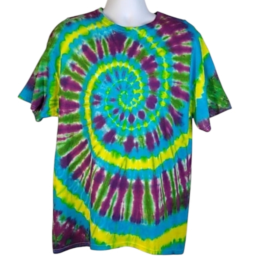 New Tie Dye Shirt XL